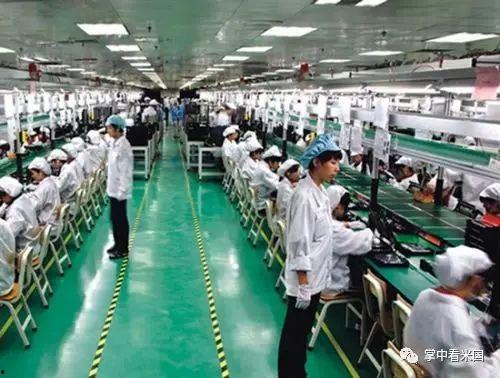 爆料郑州富士康事件视频,揭秘工厂内幕与员工困境 第1张 爆料郑州富士康事件视频,揭秘工厂内幕与员工困境 第1张